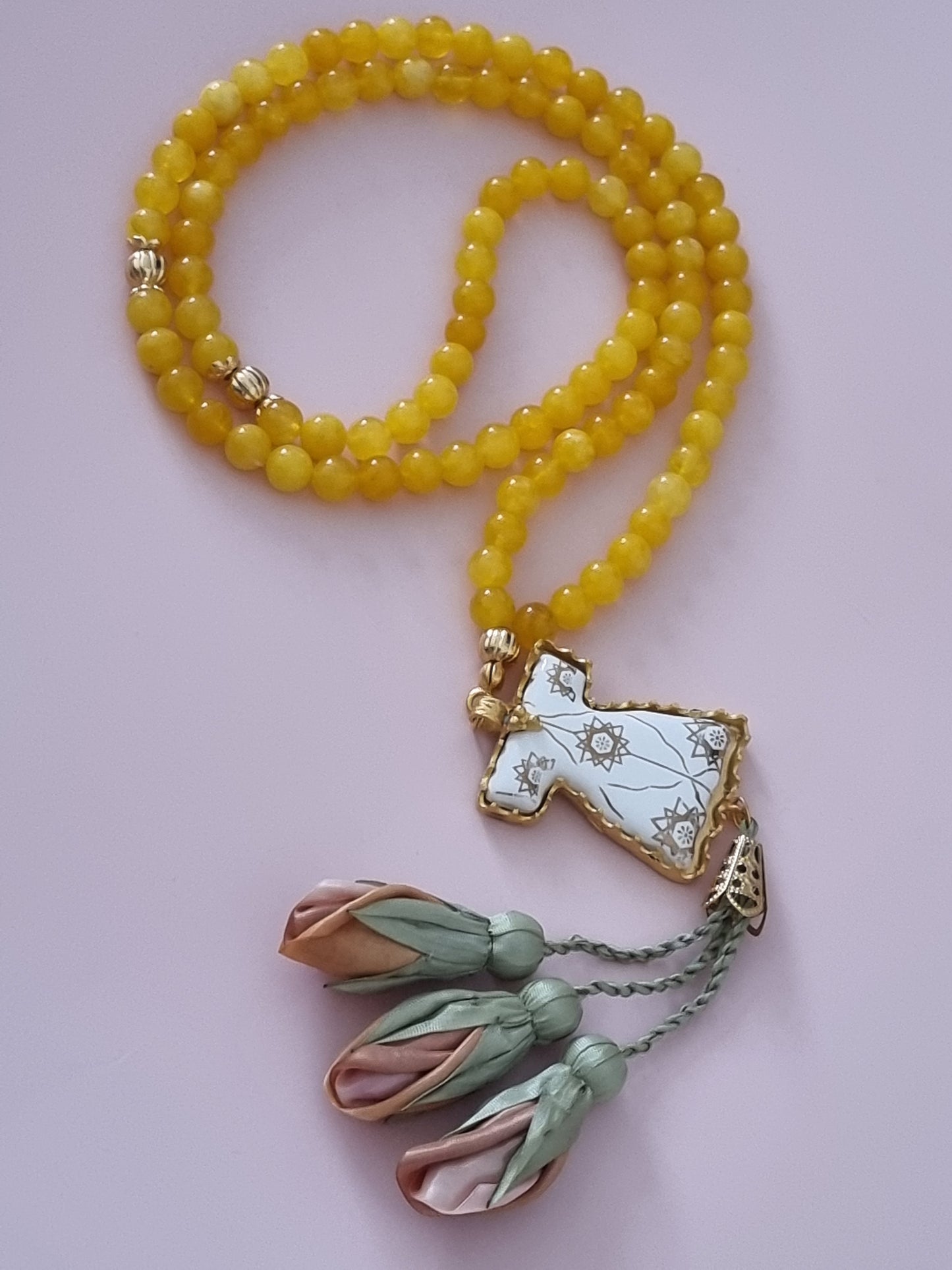 Natural Stones Sibha/ Yellow Tulips