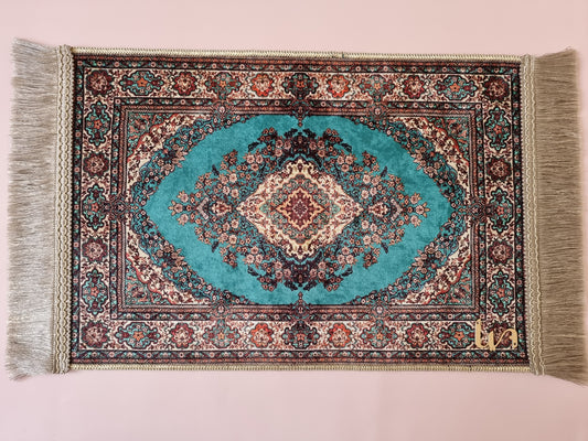 Liin’s Mini Praying Mat              سجادة صلاة لين الصغيرة