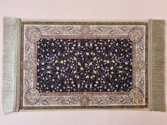 Liin’s Mini Praying Mat    سجادة صلاة لين الصغيرة