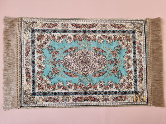 Liin’s Mini Praying Mat     سجادة صلاة لين الصغيرة