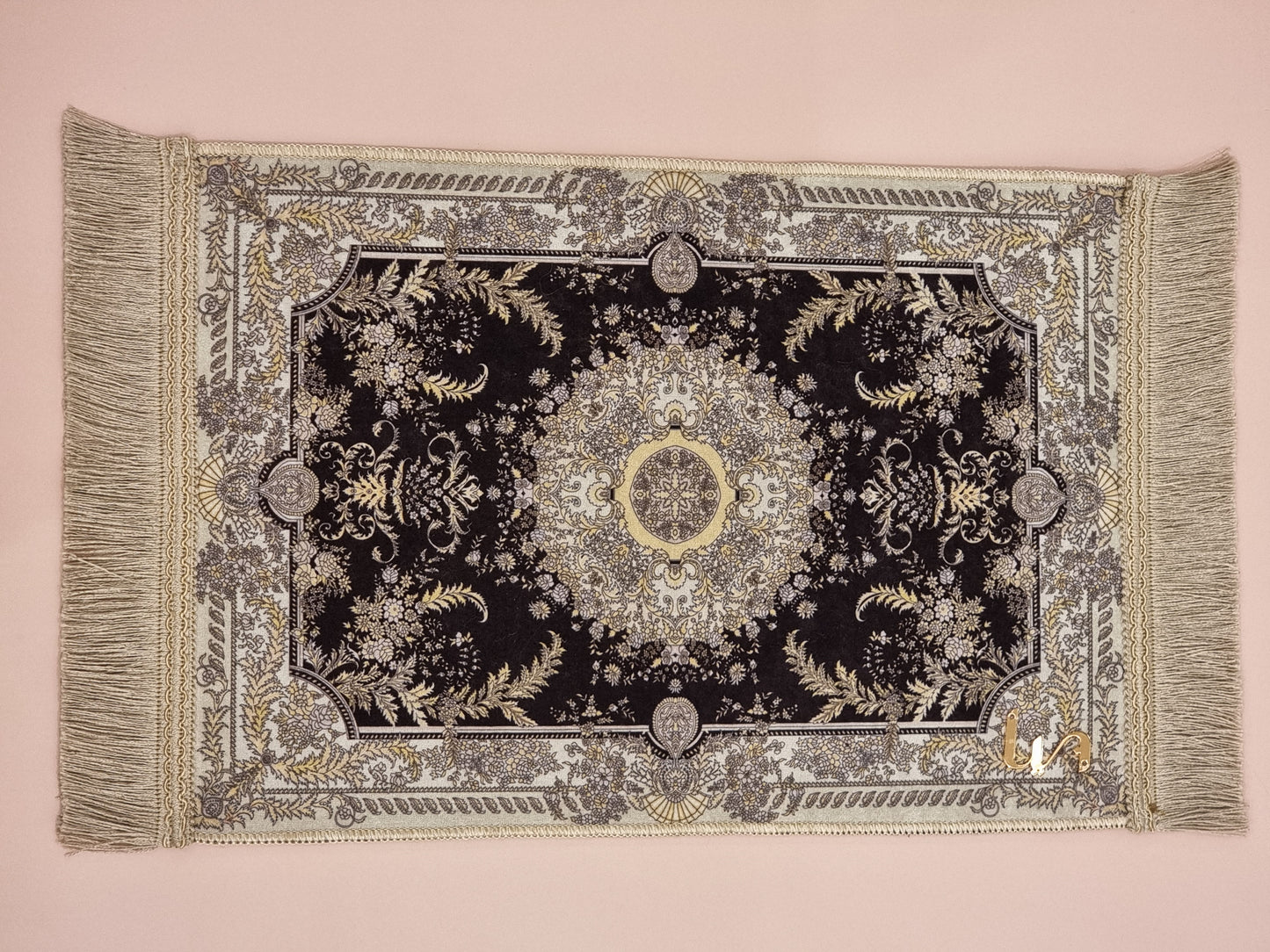Liin’s Mini Praying Mat سجادة صلاة لين الصغيرة
