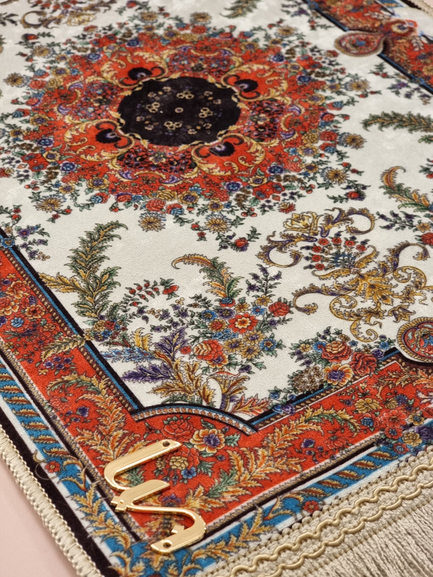 Liin’s Mini Praying Mat سجادة صلاة لين الصغيرة