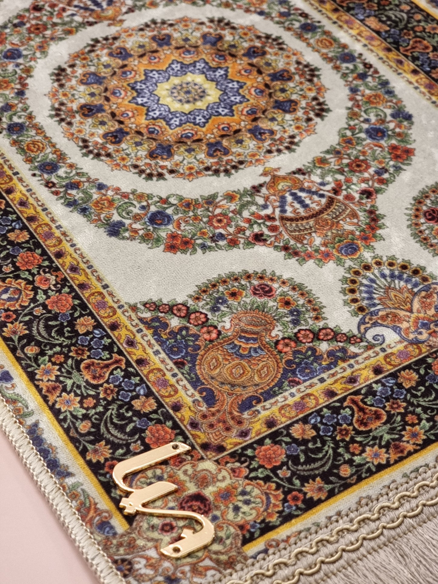 Liin’s Mini Praying Mat سجادة صلاة لين الصغيرة