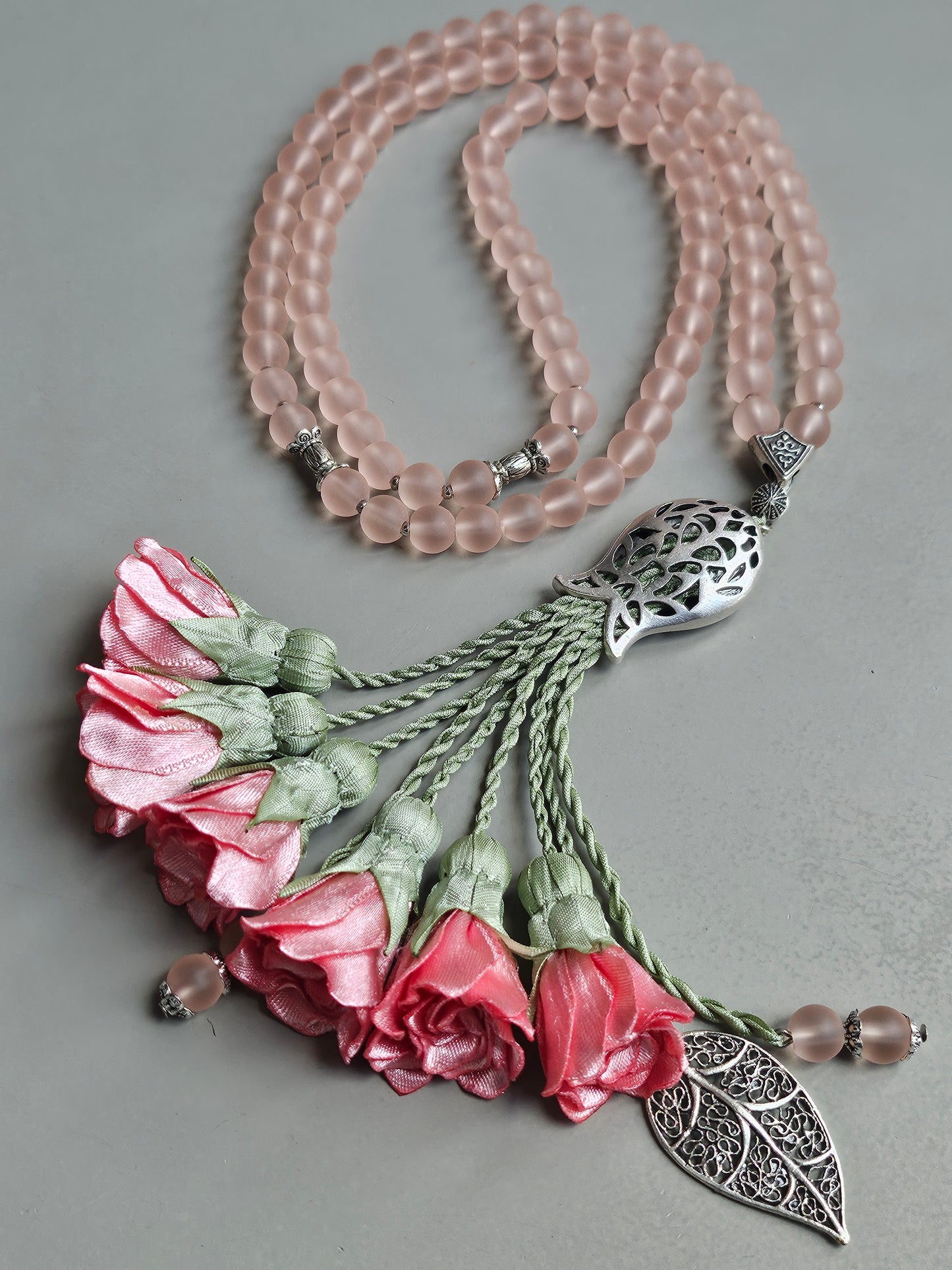 Glass Beads / Peach Flowers