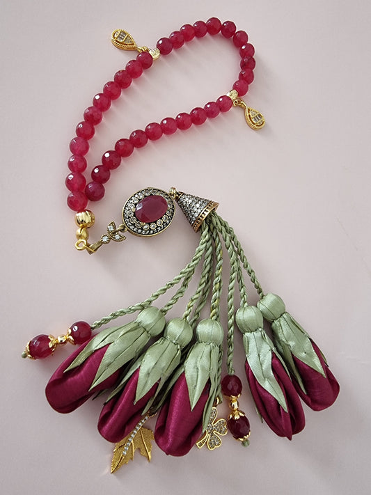 Mini Jade Natural Stones/ Carmine Tulips [اليشم]