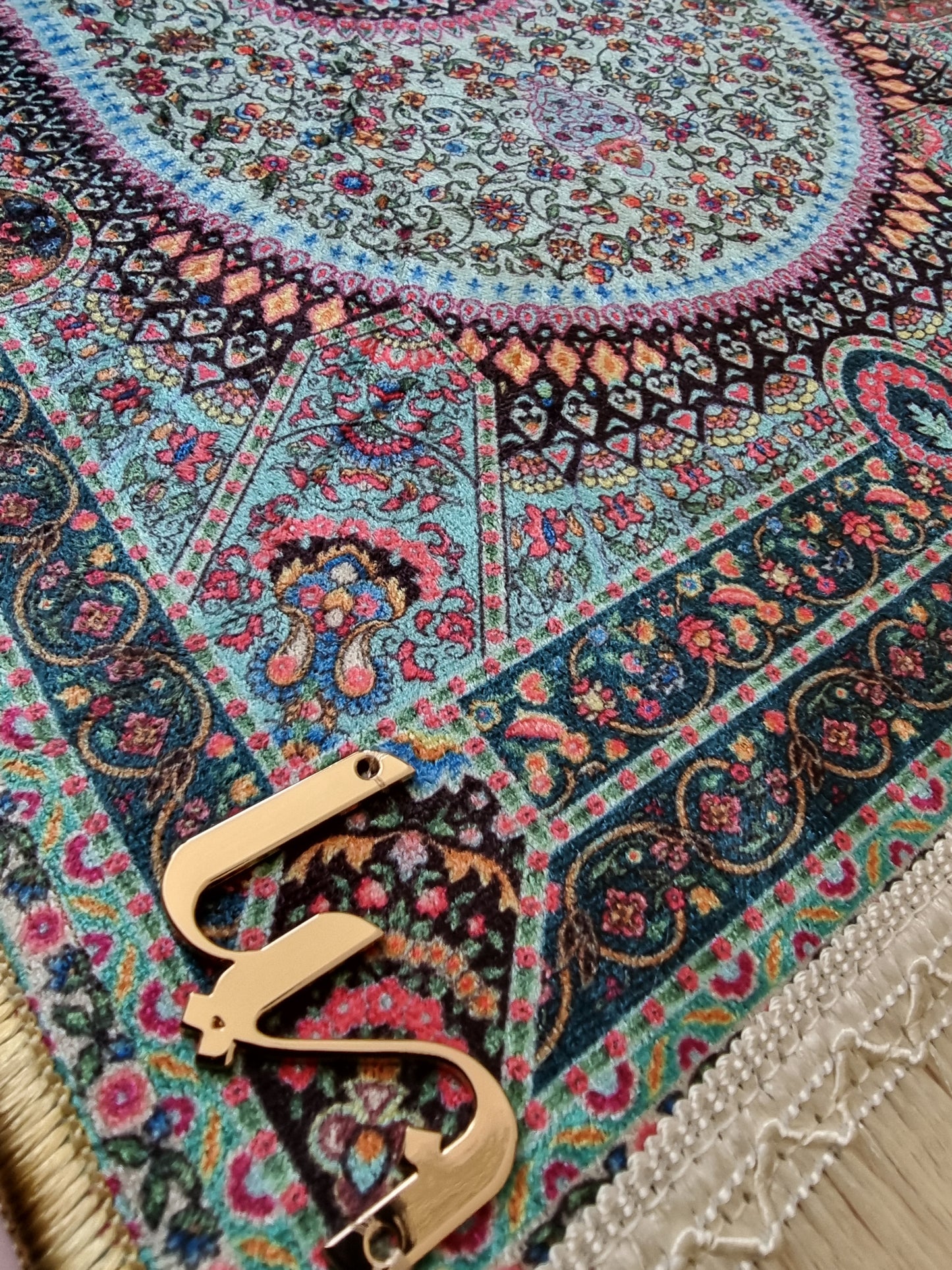 Liin’s Mini Praying Mat    سجادة صلاة لين الصغيرة