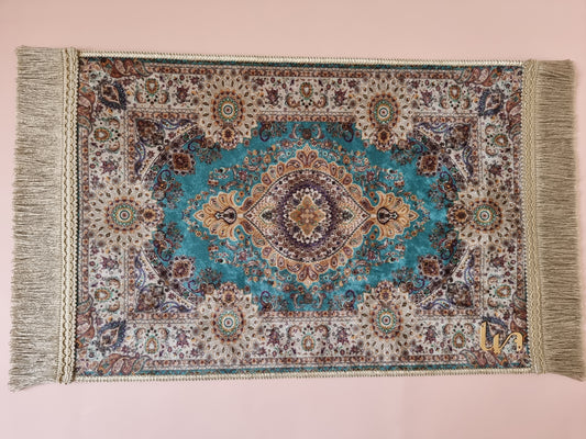 Liin’s Mini Praying Mat     سجادة صلاة لين الصغيرة