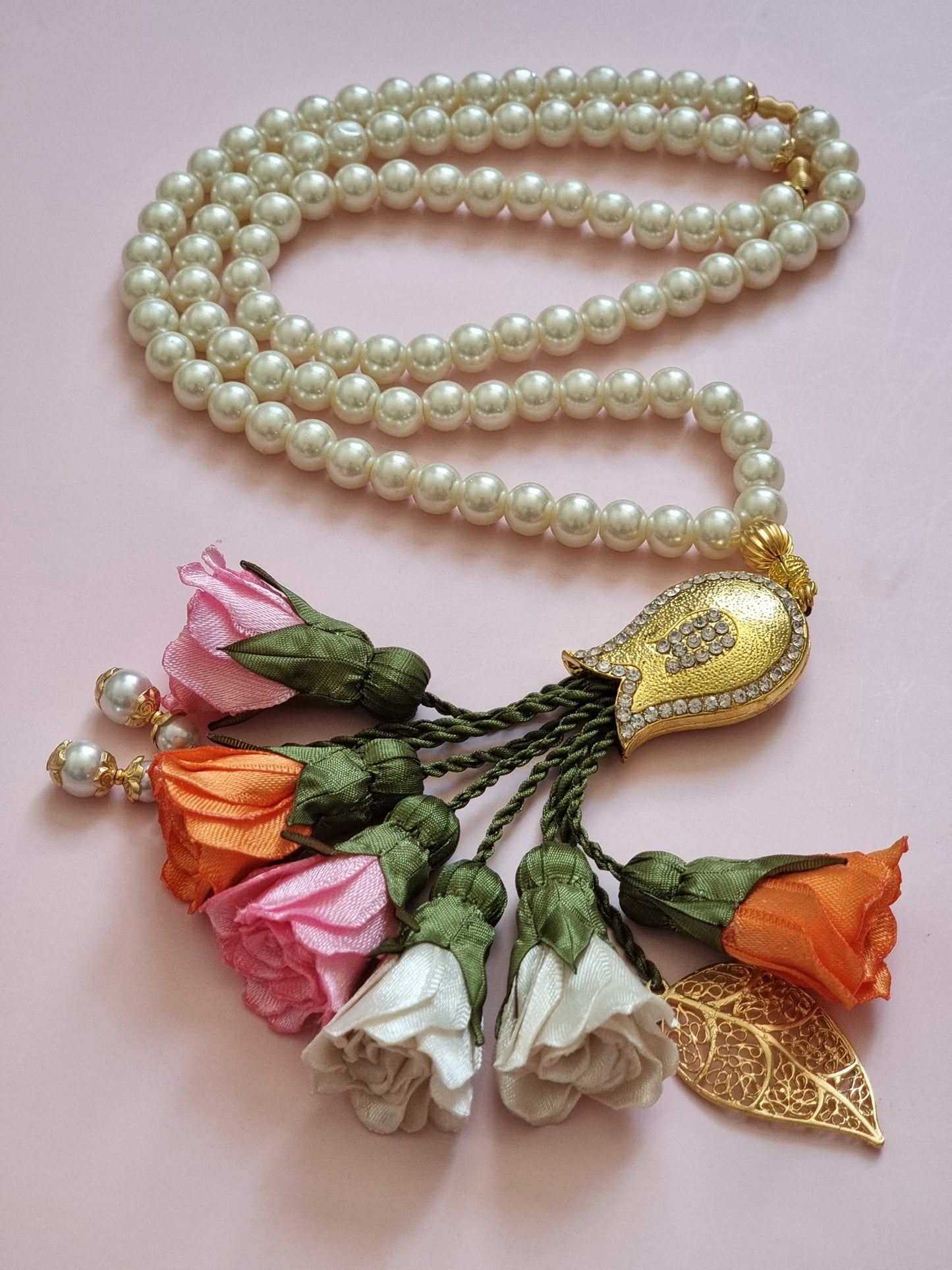 Pearl Beads/ Multicolored Tulips