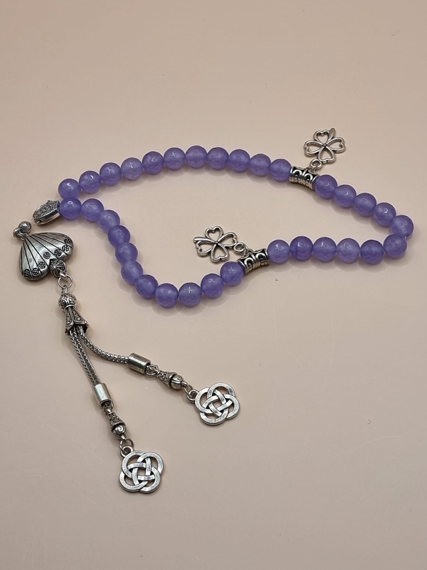 Mini Jade Natural Stone/ Silver Tassel [اليشم]