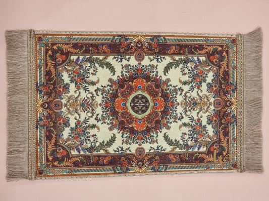 Liin’s Mini Praying Mat    سجادة صلاة لين الصغيرة