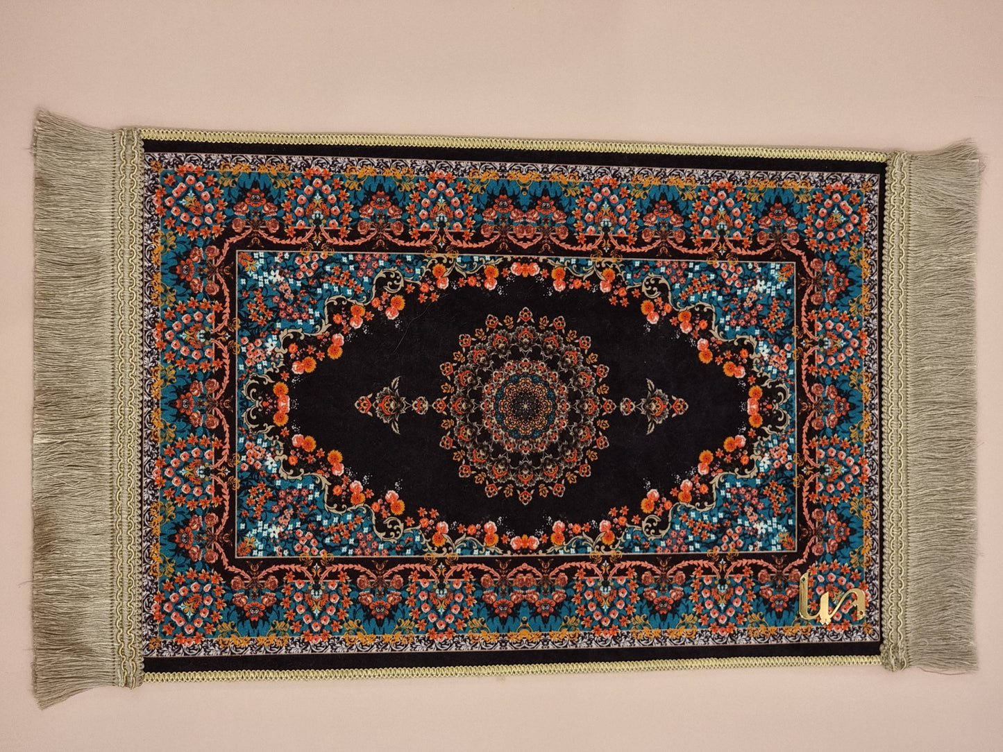 Liin’s Mini Praying Mat     سجادة صلاة لين الصغيرة [السبحة غير  مشمولة]