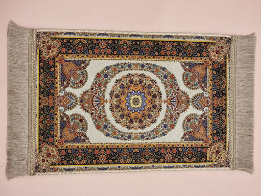 Liin’s Mini Praying Mat    سجادة صلاة لين الصغيرة