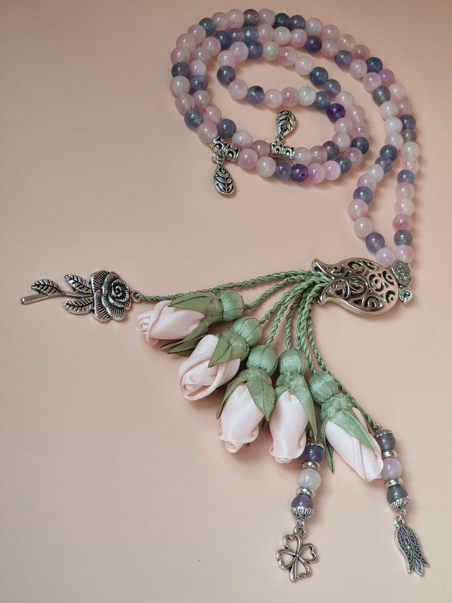 NEW - Jade Natural Stones/ Pale Pinkish Peach Tulips with SILVER accents [اليشم]
