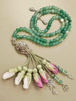 PRE-ORDER طلب مسبق - Agate Natural Stones/ Shades of Pink Tulips with SILVER accents [عقيق] سيتم شحن الطلب بتاريخ ٣/٣ باذن الله .... تنويه: قد تختلف ألوان أو بعض اكسسوارات المنتج قليلاً عن الصور المعروضة وذلك حسب توفرها