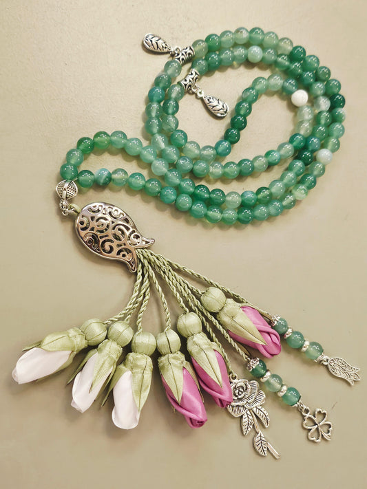 PRE-ORDER طلب مسبق - Agate Natural Stones/ Shades of Pink Tulips with SILVER accents [عقيق] سيتم شحن الطلب بتاريخ ٣/٣ باذن الله .... تنويه: قد تختلف ألوان أو بعض اكسسوارات المنتج قليلاً عن الصور المعروضة وذلك حسب توفرها