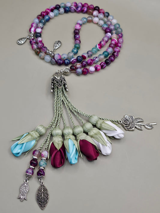 Agate Natural Stones/ Three Shades of Tulips with Limited Edition Silver Accent [عقيق]