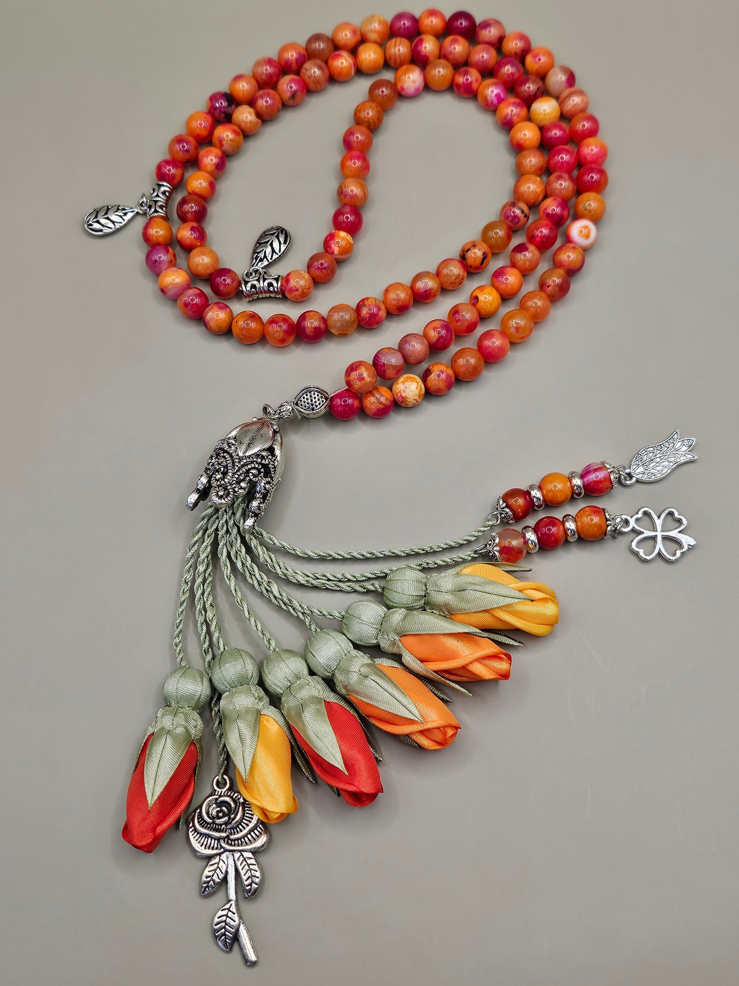 Agate Natural Stones/ Two Shades of Tulips with Limited Edition Silver Accent [عقيق]