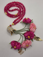 Special Edition - Natural Agate Stones/ Unique Flowers [عقيق] 
تنويه: قد تختلف الألوان والإكسسوارات المعروضة قليلاً عن الواقع نتيجة لاختلاف إعدادات الشاشات والإضاءة أثناء التصوير.