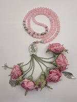 Special Edition - Natural Jade Stones/ Unique Flowers [اليشم]                                   
تنويه: قد تختلف الألوان والإكسسوارات المعروضة قليلاً عن الواقع نتيجة لاختلاف إعدادات الشاشات والإضاءة أثناء التصوير.