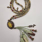 LIMITED EDITION - Natural Jade Stones/ Multicolored Tulips with special edition accent  [اليشم]                                   
تنويه: قد تختلف الألوان والإكسسوارات المعروضة قليلاً عن الواقع نتيجة لاختلاف إعدادات الشاشات والإضاءة أثناء التصوير.