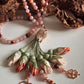 Natural Jade Stones/ Two Shades Peach Tulips with limited edition ROSE GOLD accent  [اليشم]  
تنويه: قد تختلف الألوان والإكسسوارات المعروضة قليلاً عن الواقع نتيجة لاختلاف إعدادات الشاشات والإضاءة أثناء التصوير.