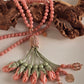 Natural Jade Stones/ Peach Tulips with limited edition ROSE GOLD accent  [اليشم]  
تنويه: قد تختلف الألوان والإكسسوارات المعروضة قليلاً عن الواقع نتيجة لاختلاف إعدادات الشاشات والإضاءة أثناء التصوير.