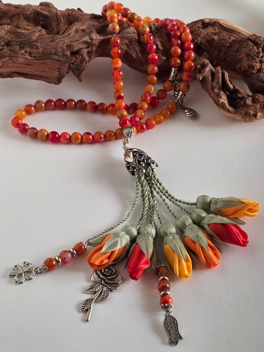 Agate Natural Stones/ Two Shades of Tulips with Limited Edition Silver Accent [عقيق]