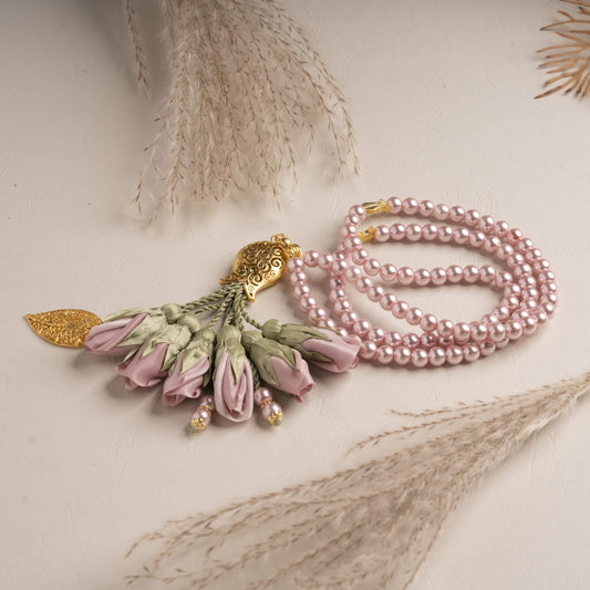 Pearl Beads / Dusky Pink Tulips