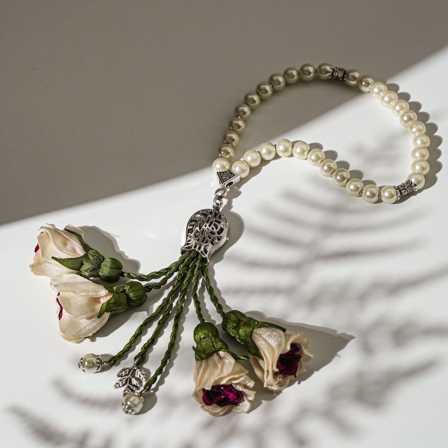 Pearl Sibha Gift Set/ Bicolored Flowers (4 Pieces)